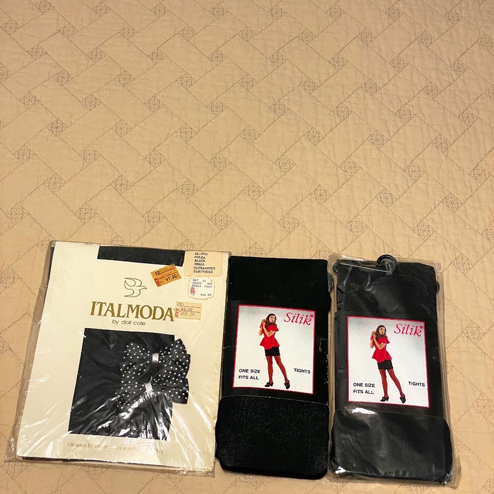 Vintage Italmoda Sheer Pantyhose with Seam & Ankle Bows + 2 Pr Silik Black Opaqu